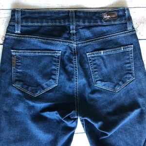 PAIGE jeans RG Boot Cut EUC SIZE 25